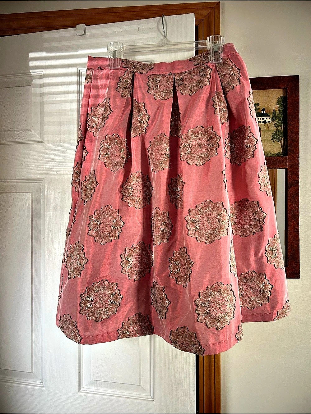 Topshop Pink Metallic Floral Brocade Midi Skirt Pink & Gold Floral Brocade Midi